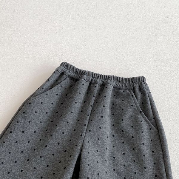 女寶圓點時髦花邊三件套 