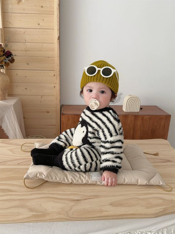 暖呼呼企鵝加絨連身衣 