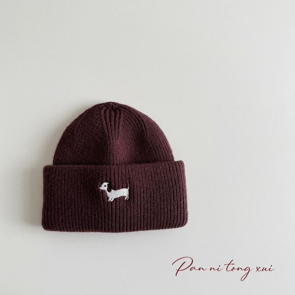 刺繡小狗捲邊毛線帽 