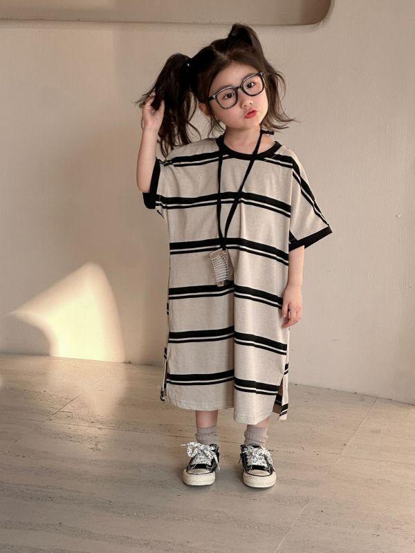 帥帥的寬細條紋兄妹裝 