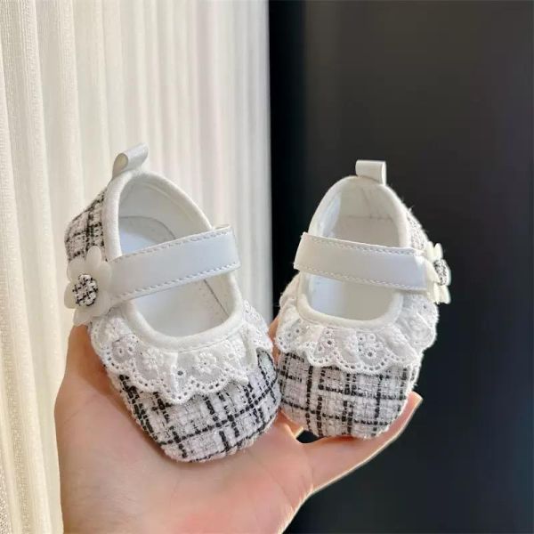 小香風格紋蕾絲學步鞋 