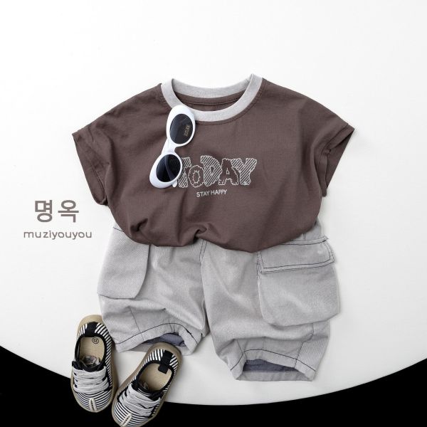 TODAY字母短上衣 