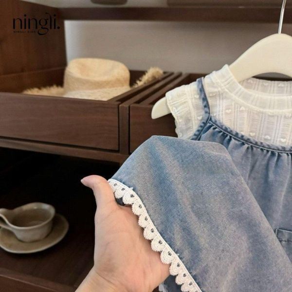 甜甜飛飛袖刺繡愛心牛仔裙 