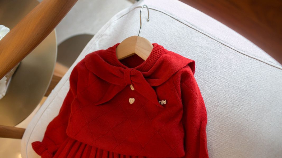 小小姐蝴蝶領針織百褶套裝 