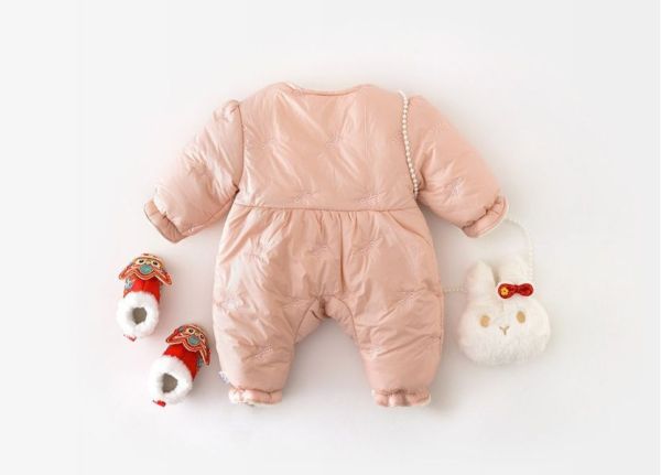 粉色過年款！公主夾棉連身衣 