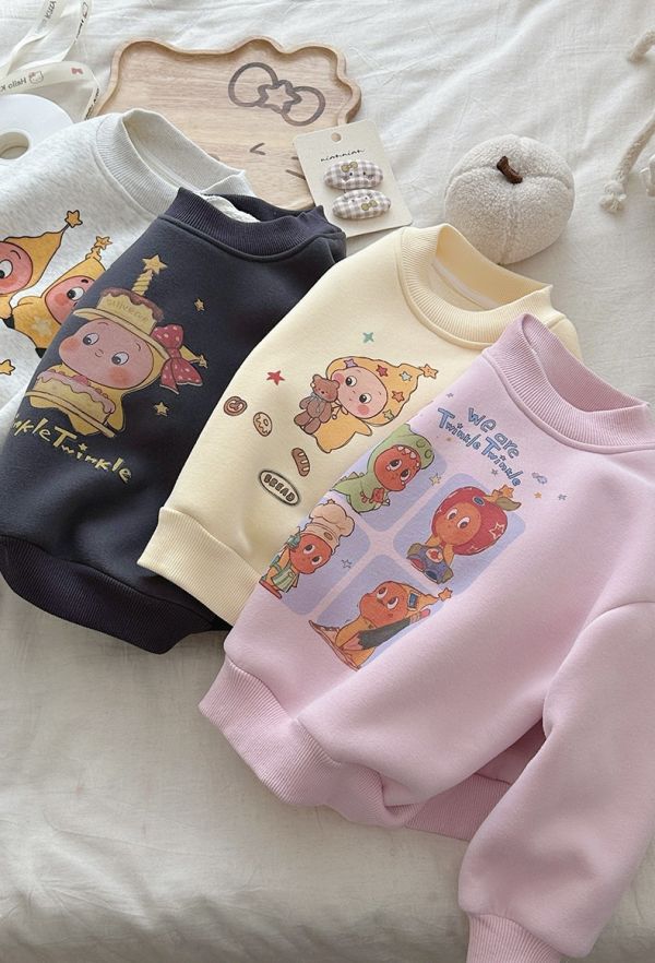 手繪感星星人保暖上衣 