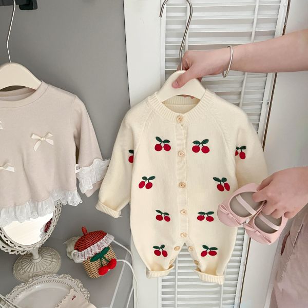 小櫻桃寶寶排扣連身衣 