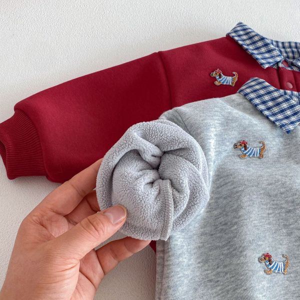 小狗刺繡假兩件格紋領上衣 