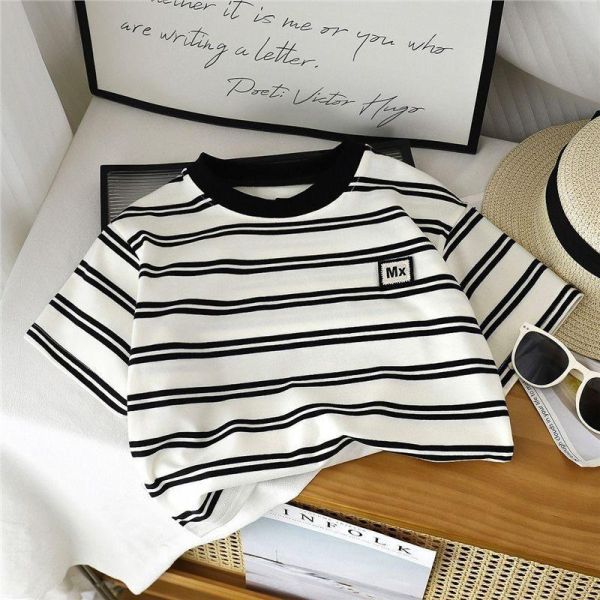 經典橫條紋帥氣短tee 