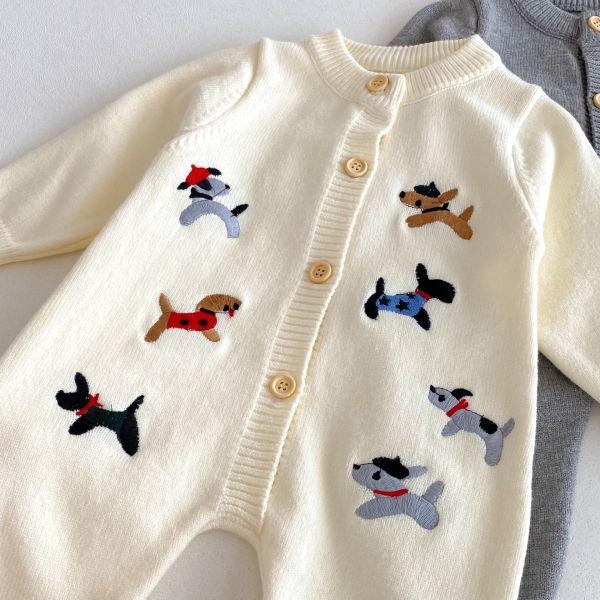 萌狗狗刺繡連身衣｜附帽 