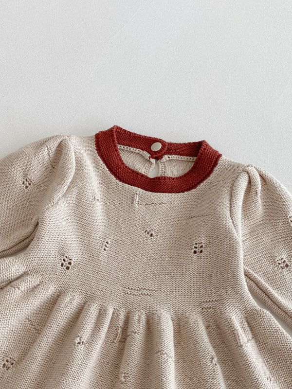 紅色領花邊下擺連衣裙 