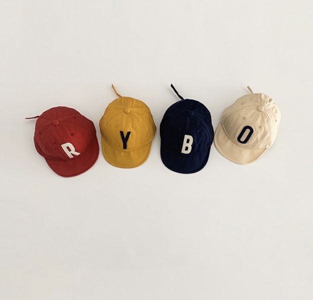 韓系！字母刺繡棒球帽 