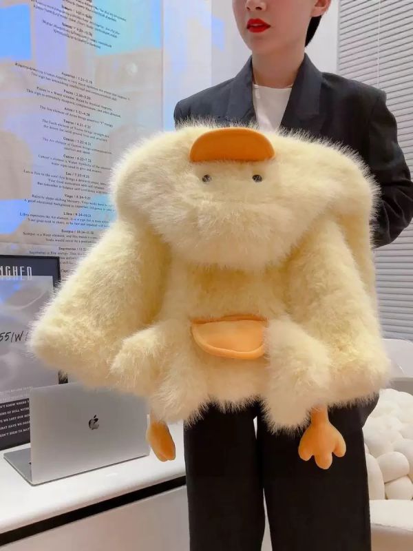 暖暖的爆萌小鴨絨絨外套 