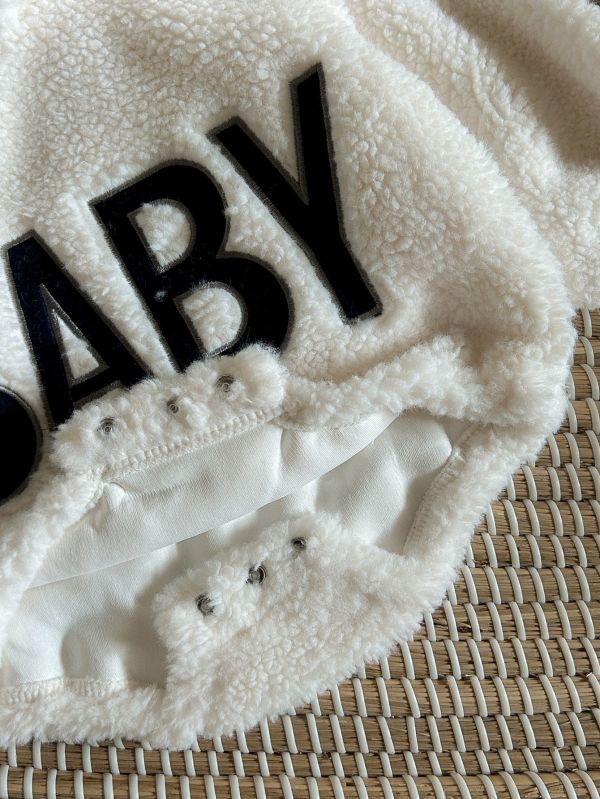 毛絨BABY保暖連帽包屁 