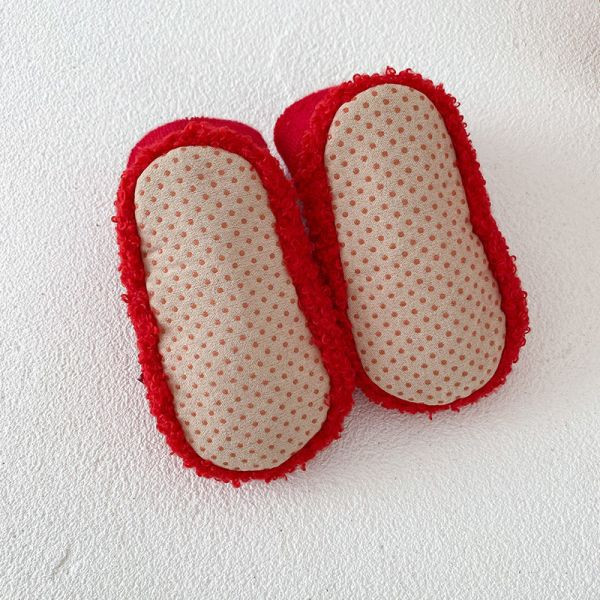 寶寶一起過新年！防掉學步鞋 