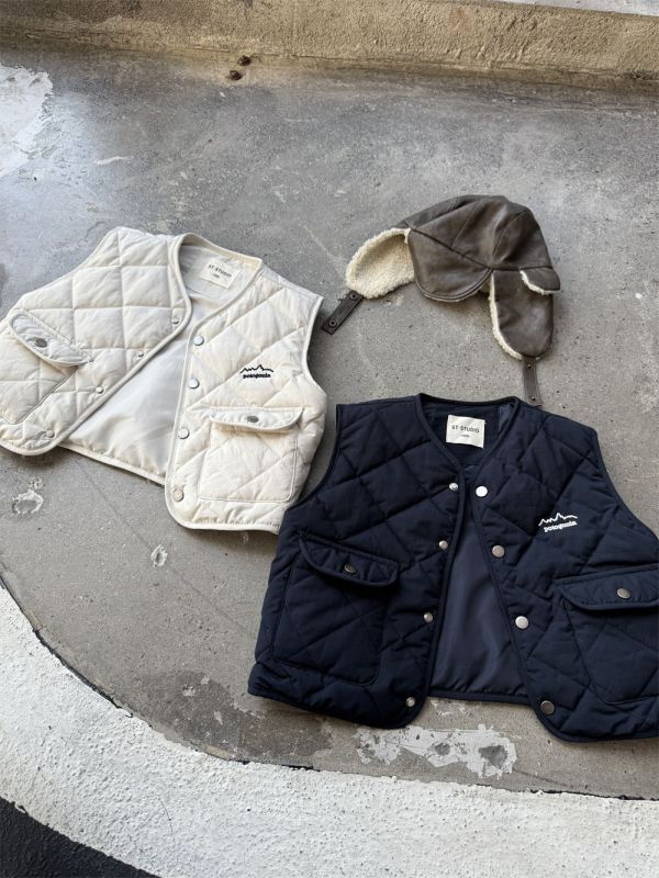 小山系鋪棉背心外套 