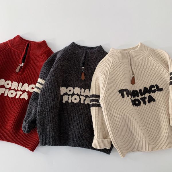 小學院字母半拉鍊針織上衣 