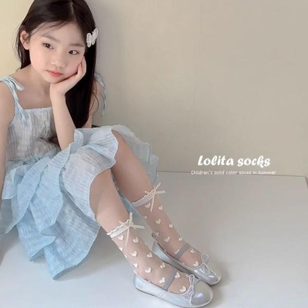 甜美愛心冰絲中筒襪 