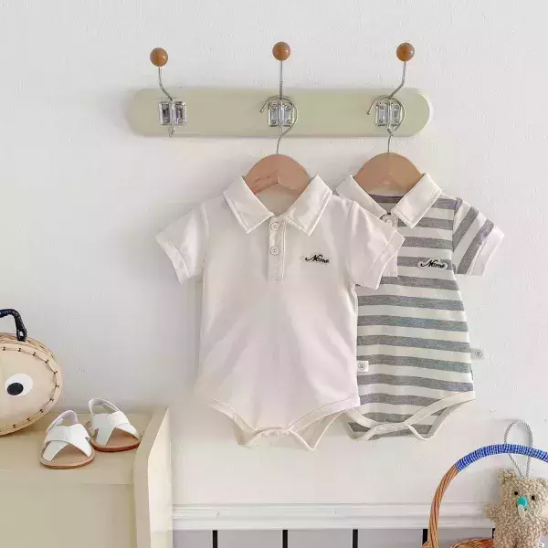 胸前帥氣字母POLO領包屁 