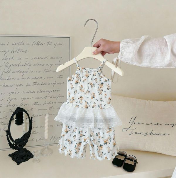 蝴蝶結腰間蕾絲吊帶套裝 