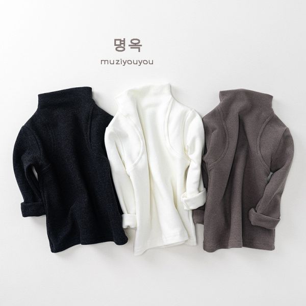 百搭半高領極簡感上衣 