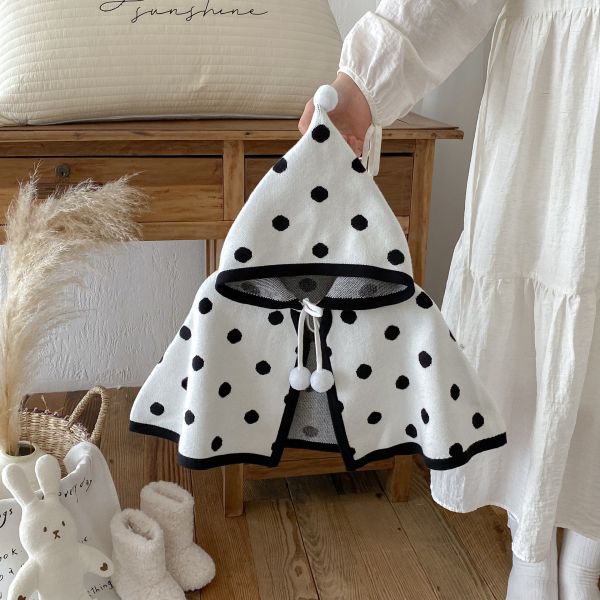 黑白小圓點連帽斗篷 