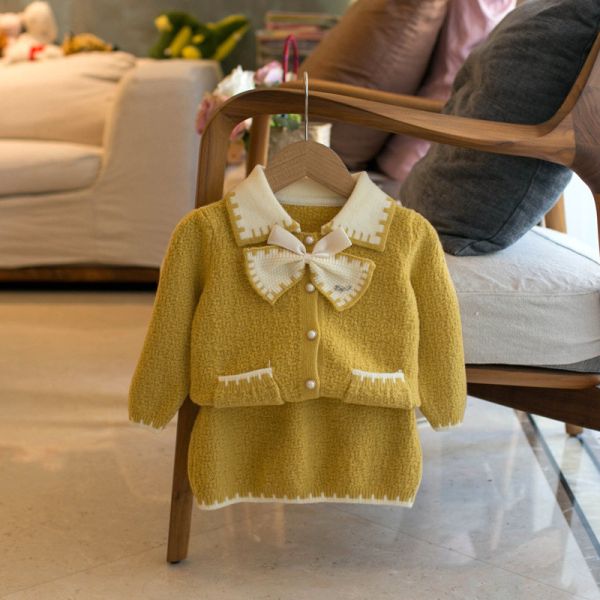 小香風貴氣蝴蝶結針織套裝 