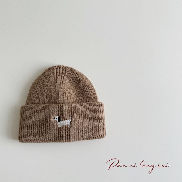 刺繡小狗捲邊毛線帽 