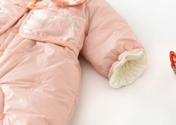 粉色過年款！公主夾棉連身衣 