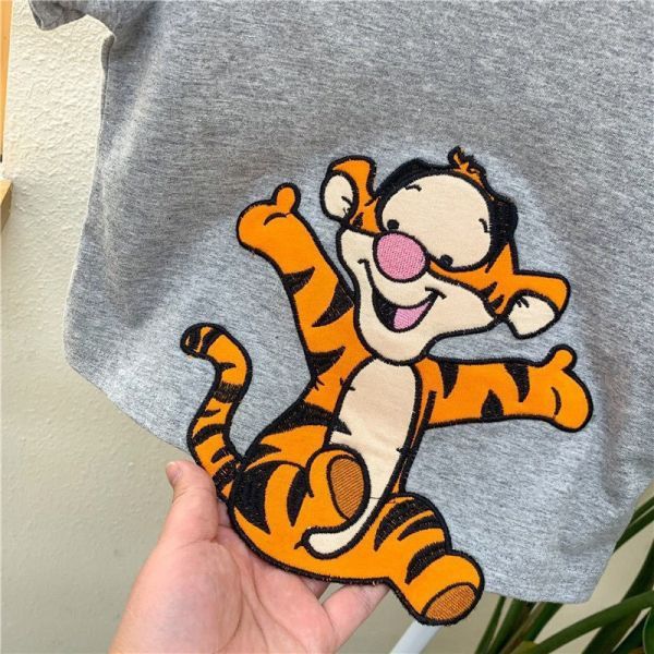 【現貨】小迪家族立體短tee 