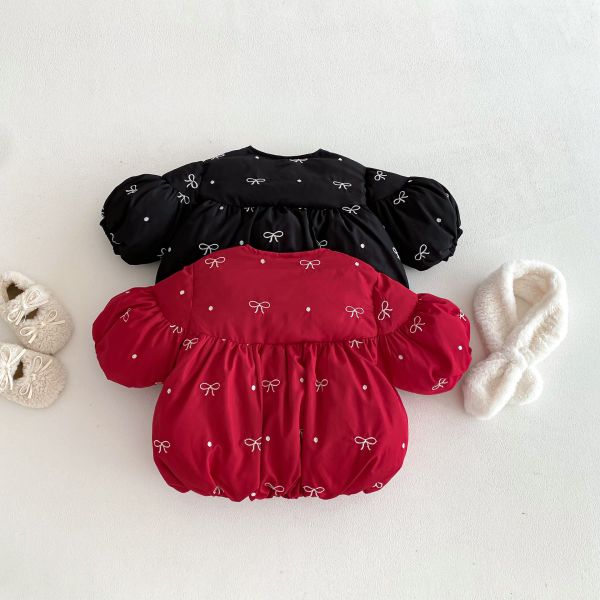 小蝴蝶結澎澎保暖外套｜附圍巾 