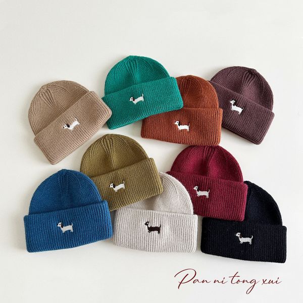 刺繡小狗捲邊毛線帽 