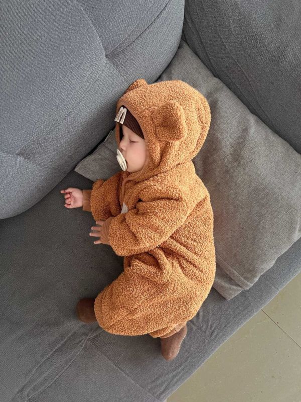 大耳朵熊熊排扣連身衣 