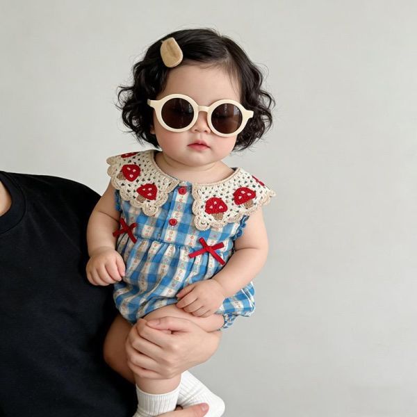 藍格紋草莓領可愛包屁 