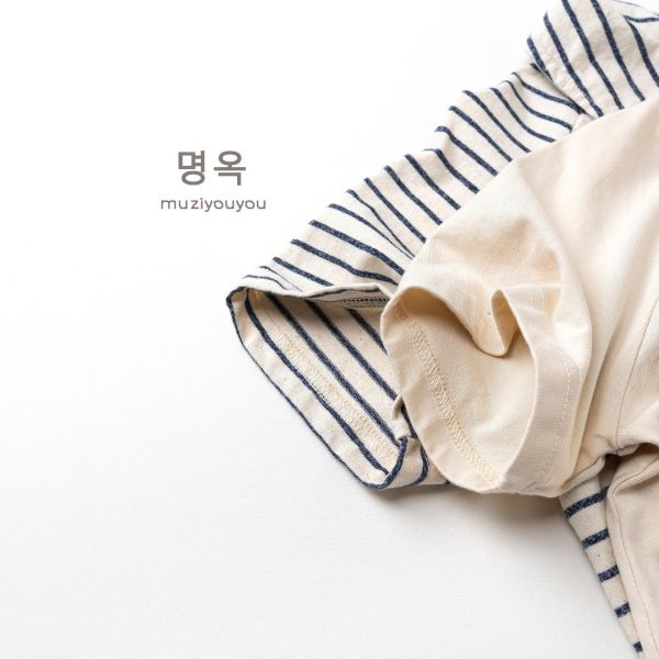 日系百搭條紋休閒T恤 