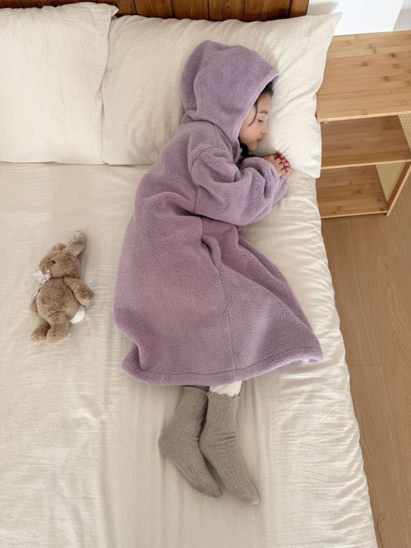 日常百搭珊瑚絨睡袍 