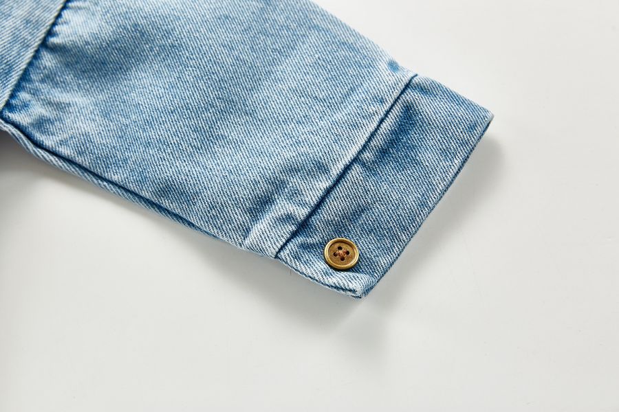 酷酷有型款！刷破牛仔連身外出服 