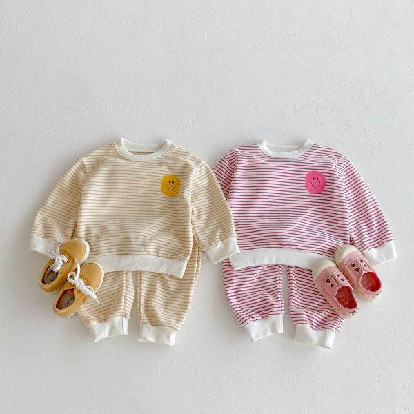 微笑寶寶條紋運動套裝 