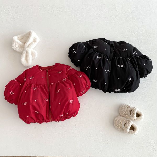 小蝴蝶結澎澎保暖外套｜附圍巾 