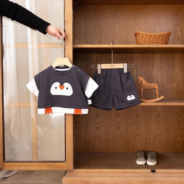 假兩件企鵝寶寶套裝 