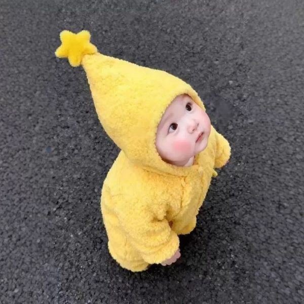 可愛星星厚絨連身外出服 