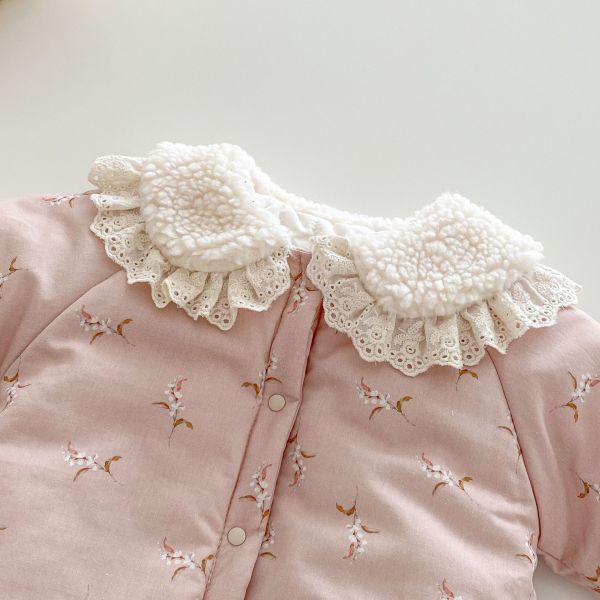 粉色蕾絲領加厚連身外出服 
