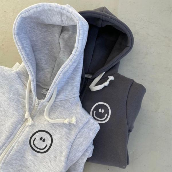 大大的笑臉連帽外出服 