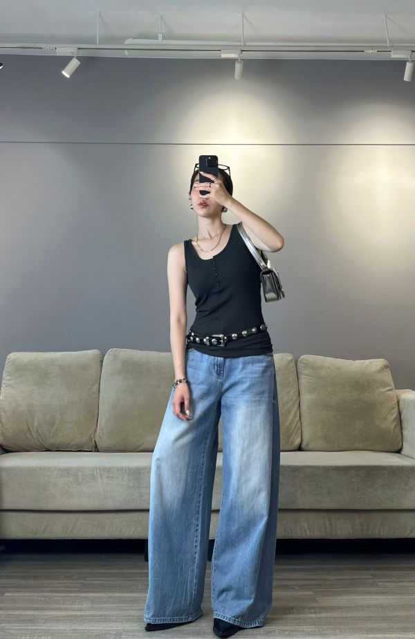 J12 單穿疊搭都漂亮 彈性前釦天絲棉背心(碳灰) 