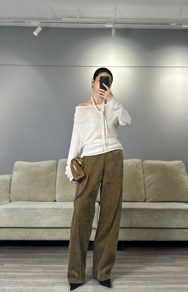 G05 超值必收 百搭瘦瘦細絨褲(銘黃，腰圍鬆緊，內加絨） 