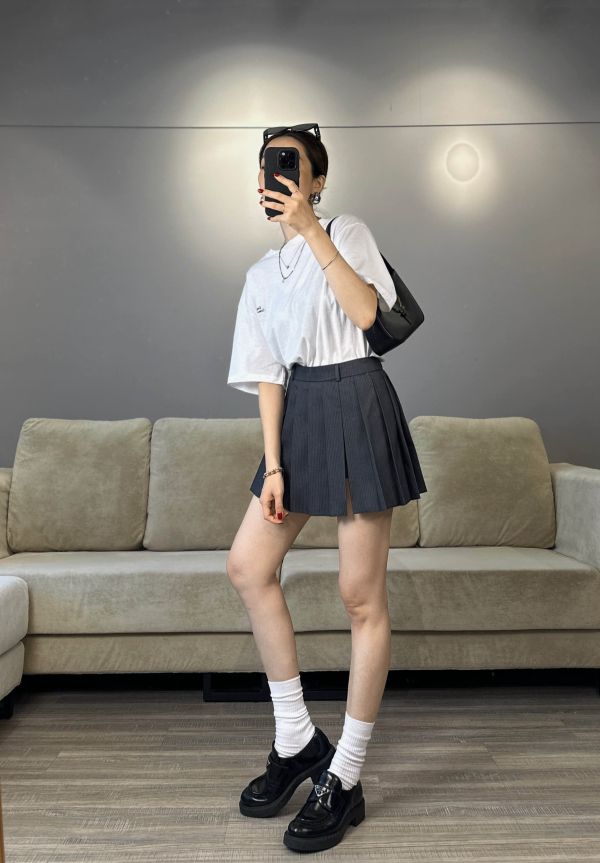 RA02 熱賣破百 設計品牌 韓妞最愛百搭細坑條棉襪（多色） 