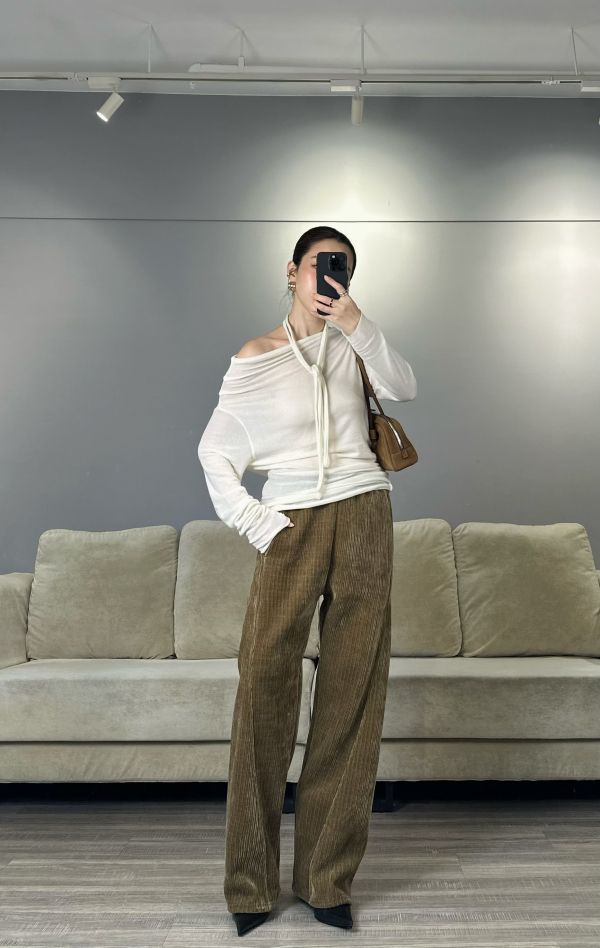 G05 超值必收 百搭瘦瘦細絨褲(銘黃，腰圍鬆緊，內加絨） 