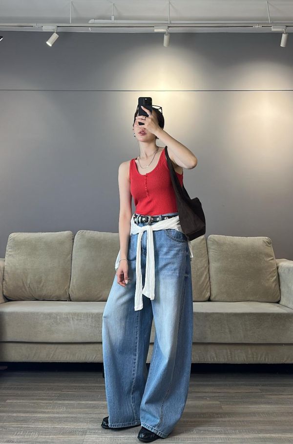 J12 【包色賣場】單穿疊搭都漂亮 彈性前釦天絲棉背心(白/紅/碳灰) 