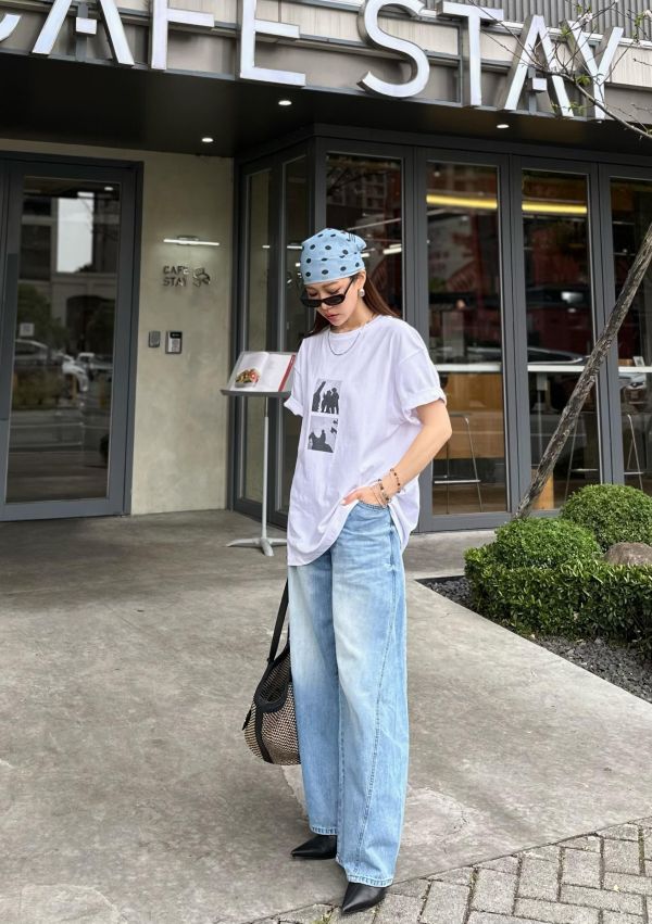 J06 *敲碗上架* 挺版圓領方格照片棉T(白) 