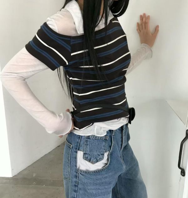 J08 誰穿誰漂亮 條文露肩衫 